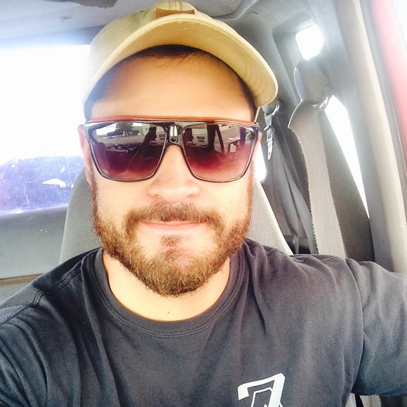 Meet your Posher, Ivan - Picture 1 of 1